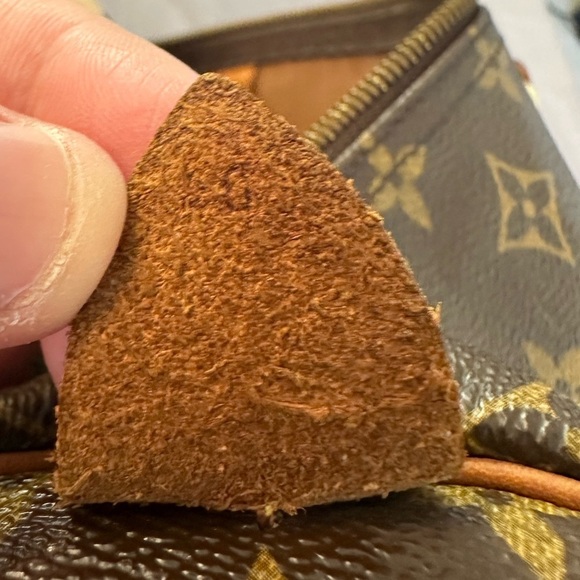 Louis Vuitton Large Monogram Speedy 40 Boston Bag. Discontinued Style! - Picture 10 of 15